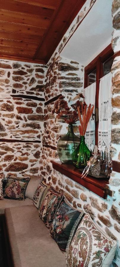 Mansion Terpou Hotel Agios Vlasios  ภายนอก รูปภาพ