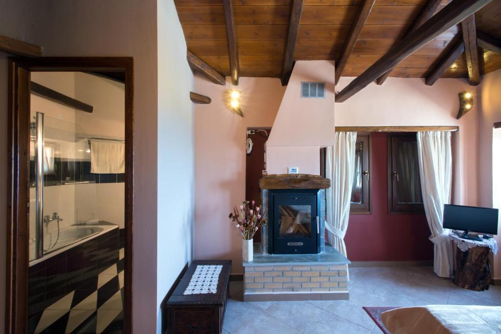 Mansion Terpou Hotel Agios Vlasios  ห้อง รูปภาพ