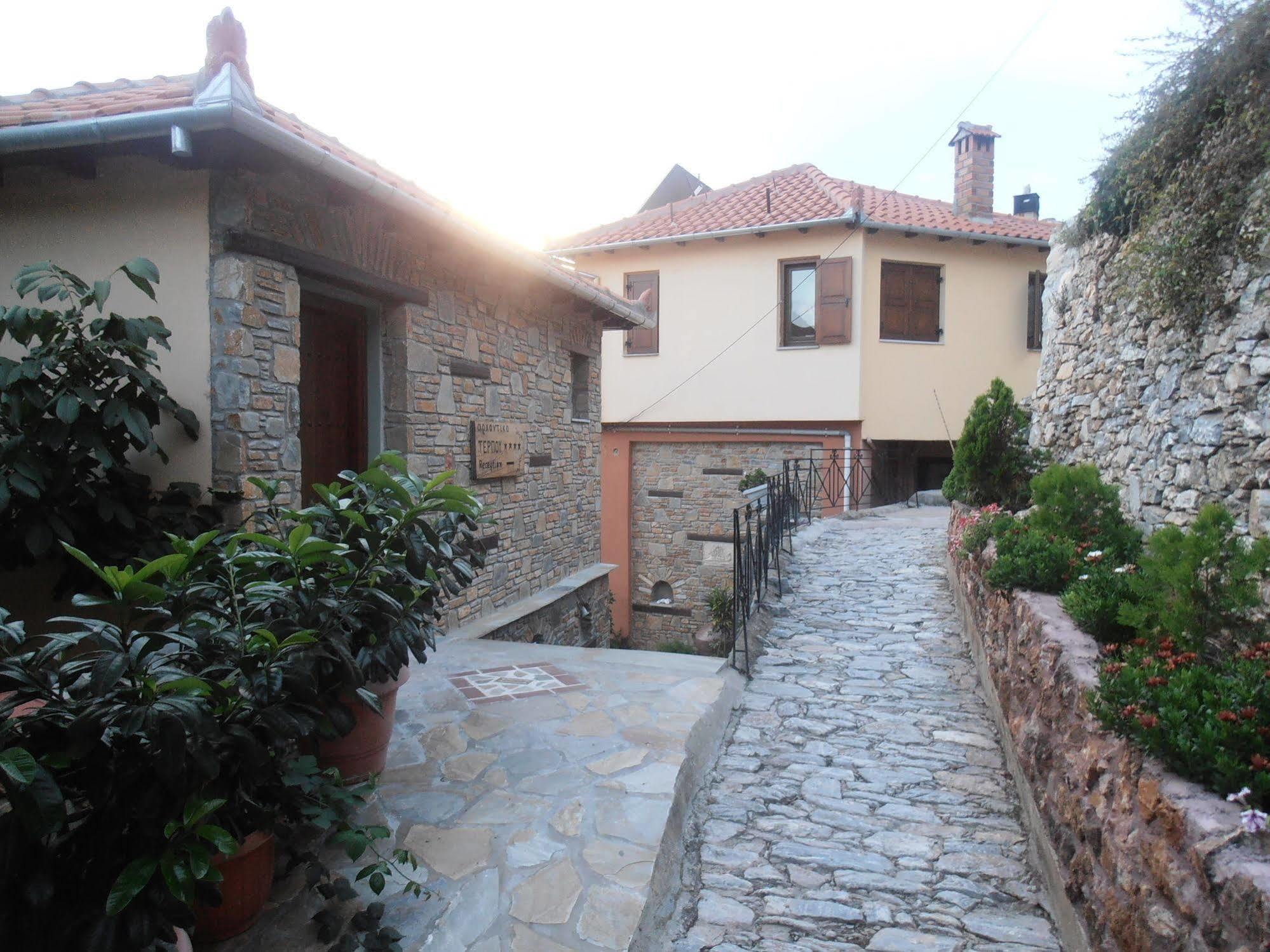 Mansion Terpou Hotel Agios Vlasios  ภายนอก รูปภาพ